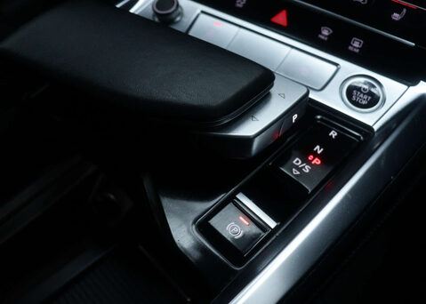 Audi E-Tron e-tron Black Edition 55 Quattro 4WD 5dr 37