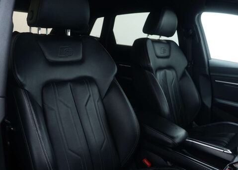 Audi E-Tron e-tron Black Edition 55 Quattro 4WD 5dr 50