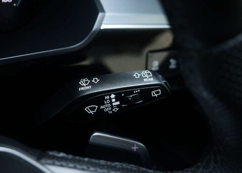 Audi E-Tron e-tron Black Edition 55 Quattro 4WD 5dr 42