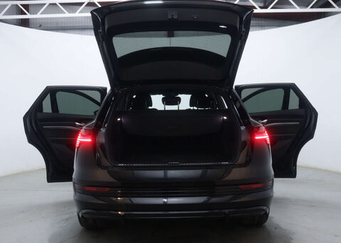 Audi E-Tron e-tron Black Edition 55 Quattro 4WD 5dr 64