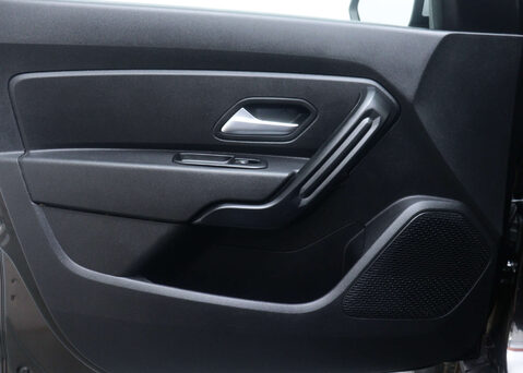 Dacia Duster 1.3 Duster Comfort TCe 4x2 Auto 5dr 44