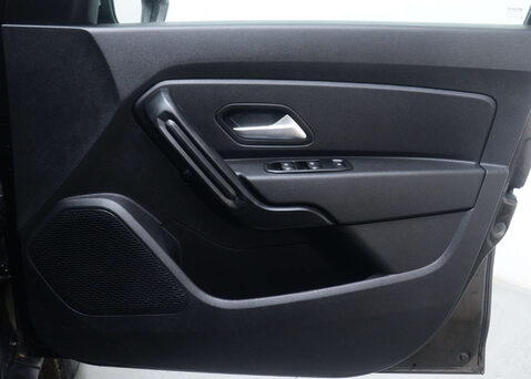 Dacia Duster 1.3 Duster Comfort TCe 4x2 Auto 5dr 40