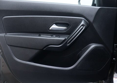 Dacia Duster 1.3 Duster Comfort TCe 4x2 Auto 5dr 44