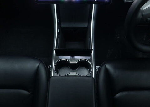 Tesla Model 3 Model 3 Long Range AWD 4WD 4dr 20