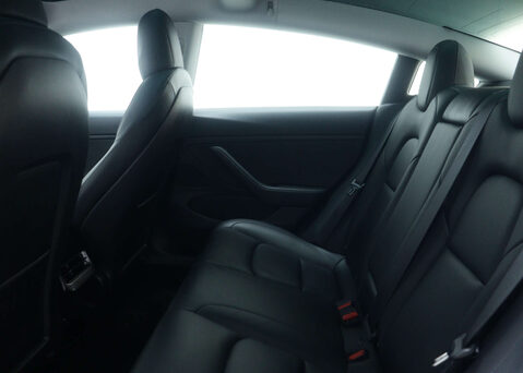 Tesla Model 3 Model 3 Long Range AWD 4WD 4dr 44