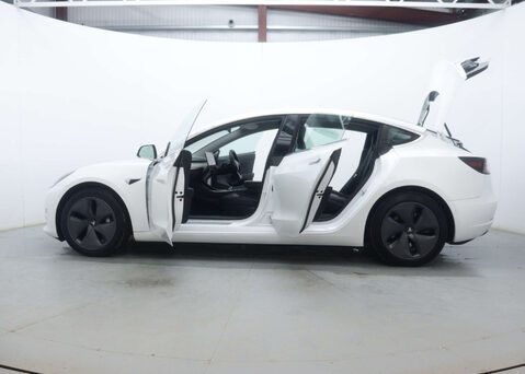 Tesla Model 3 Model 3 Long Range AWD 4WD 4dr 52