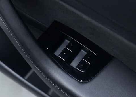 Tesla Model 3 Model 3 Long Range AWD 4WD 4dr 34