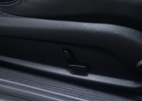 Mercedes-Benz C Class 1.5 C 200 AMG Line Auto 2dr 37