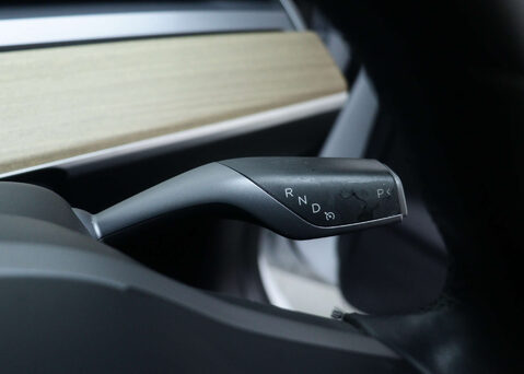 Tesla Model 3 Model 3 Long Range AWD 4WD 4dr 33