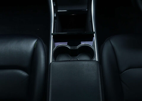 Tesla Model 3 Model 3 Long Range AWD 4WD 4dr 19