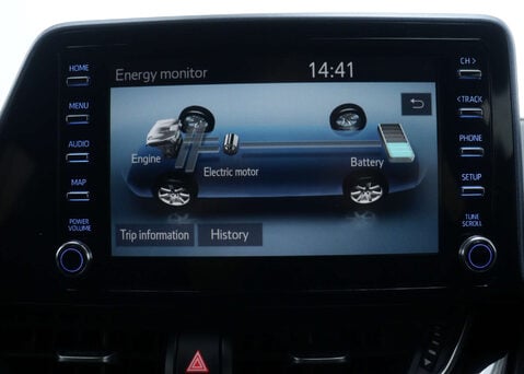 Toyota C-HR 1.8 C-HR Design HEV CVT 5dr 23