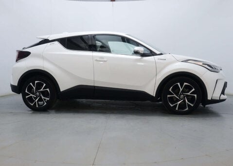 Toyota C-HR 1.8 C-HR Design HEV CVT 5dr 12