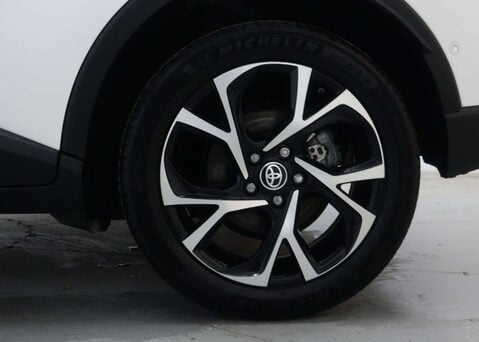 Toyota C-HR 1.8 C-HR Design HEV CVT 5dr 14