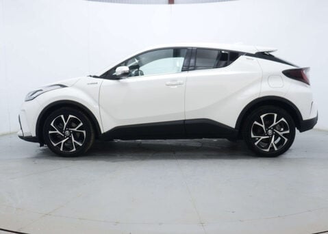 Toyota C-HR 1.8 C-HR Design HEV CVT 5dr 8