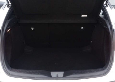 Toyota C-HR 1.8 C-HR Design HEV CVT 5dr 47