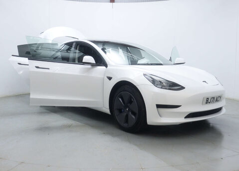 Tesla Model 3 Model 3 Standard Range + 4dr 47