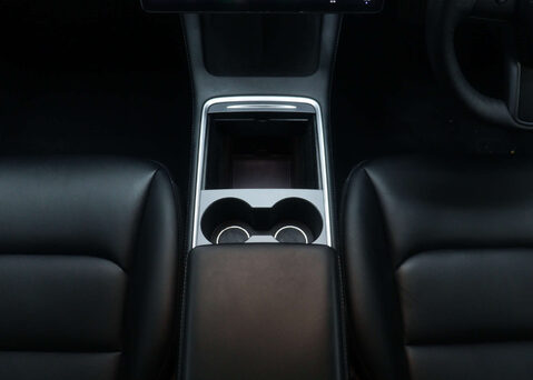 Tesla Model 3 Model 3 Standard Range + 4dr 18