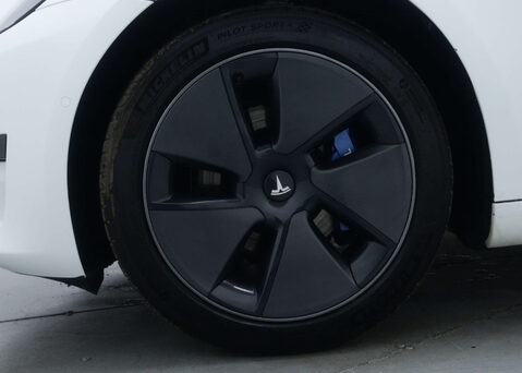 Tesla Model 3 Model 3 Standard Range + 4dr 14