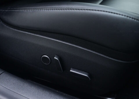 Tesla Model 3 Model 3 Standard Range + 4dr 33