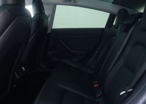 Tesla Model 3 Model 3 Standard Range + 4dr 42