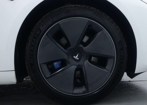 Tesla Model 3 Model 3 Standard Range + 4dr 13