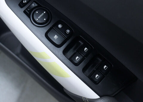 Kia Picanto 1.2 Picanto X-Line Auto 5dr 33