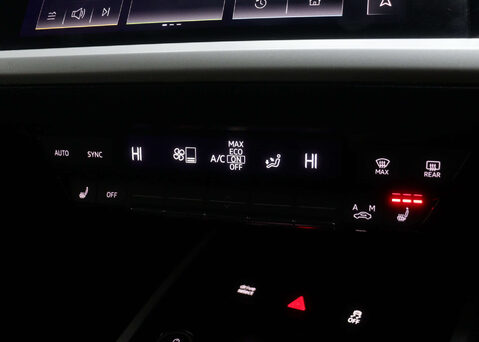 Audi Q4 Q4 e-tron Sport 40 5dr 33