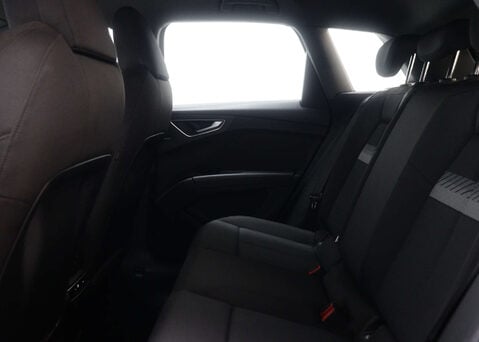 Audi Q4 Q4 e-tron Sport 40 5dr 52