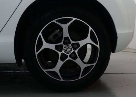 MG MG3 1.5 MG3 Trophy HEV Auto 5dr 16