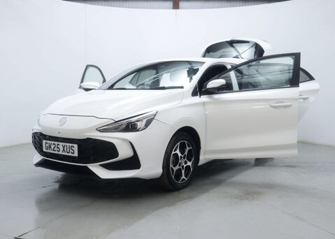 MG MG3 1.5 MG3 Trophy HEV Auto 5dr 56