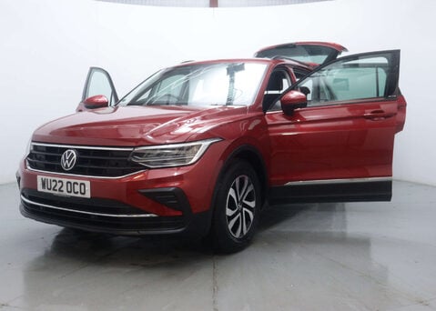 Volkswagen Tiguan 1.5 Tiguan Active TSi Semi-Auto 5dr 54