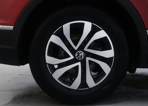 Volkswagen Tiguan 1.5 Tiguan Active TSi Semi-Auto 5dr 13