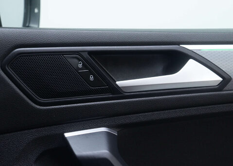 Volkswagen Tiguan 1.5 Tiguan Active TSi Semi-Auto 5dr 39