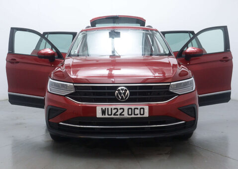 Volkswagen Tiguan 1.5 Tiguan Active TSi Semi-Auto 5dr 53
