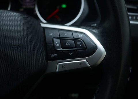 Volkswagen Tiguan 1.5 Tiguan Active TSi Semi-Auto 5dr 35