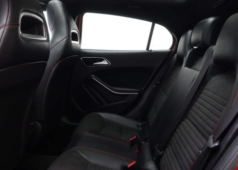 Mercedes-Benz GLA 1.6 GLA 200 AMG Line Edition Plus Auto 5dr 52