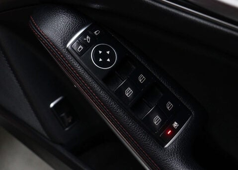 Mercedes-Benz GLA 1.6 GLA 200 AMG Line Edition Plus Auto 5dr 40