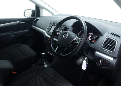 Volkswagen Sharan 1.4 Sharan SE Nav TSi Semi-Auto 5dr 40