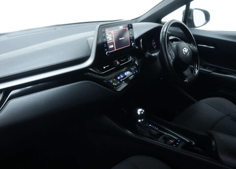 Toyota C-HR 1.8 C-HR Icon HEV CVT 5dr 38