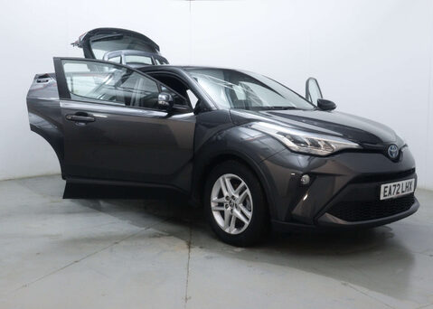 Toyota C-HR 1.8 C-HR Icon HEV CVT 5dr 46
