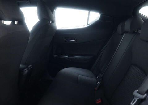 Toyota C-HR 1.8 C-HR Icon HEV CVT 5dr 43