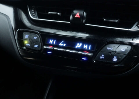 Toyota C-HR 1.8 C-HR Icon HEV CVT 5dr 28