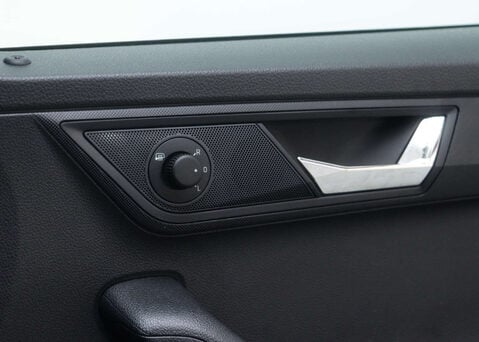 Skoda Fabia 1.0 Fabia Monte Carlo TSi Semi-Auto 5dr 32