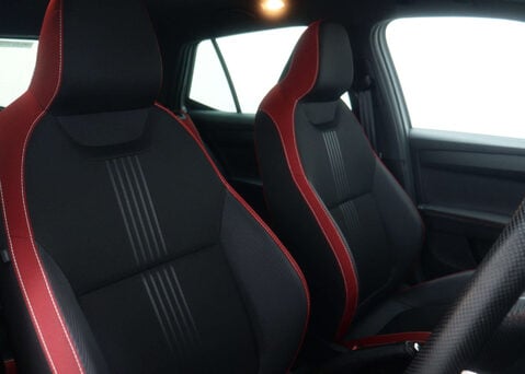 Skoda Fabia 1.0 Fabia Monte Carlo TSi Semi-Auto 5dr 36