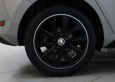 Skoda Fabia 1.0 Fabia Monte Carlo TSi Semi-Auto 5dr 12