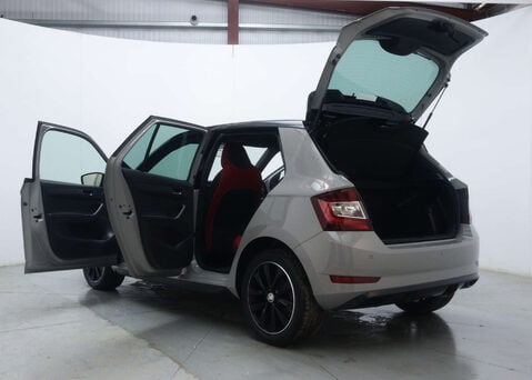 Skoda Fabia 1.0 Fabia Monte Carlo TSi Semi-Auto 5dr 49