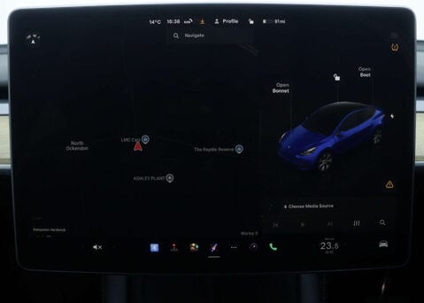 Tesla Model Y Model Y Long Range AWD 4WD 5dr 29