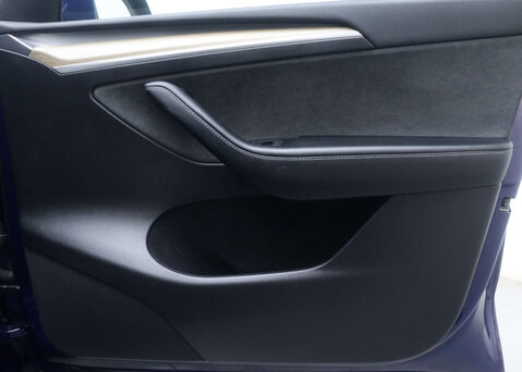 Tesla Model Y Model Y Long Range AWD 4WD 5dr 40