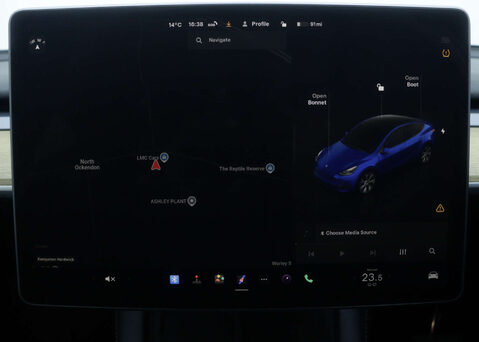 Tesla Model Y Model Y Long Range AWD 4WD 5dr 29