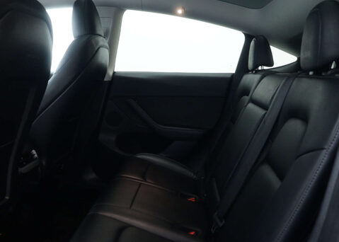 Tesla Model Y Model Y Long Range AWD 4WD 5dr 47